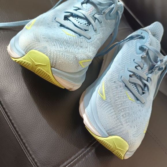Hoka One One Clifton 9 Athletic Shoes Size 7.5B Sky Blue - Picture 11 of 17